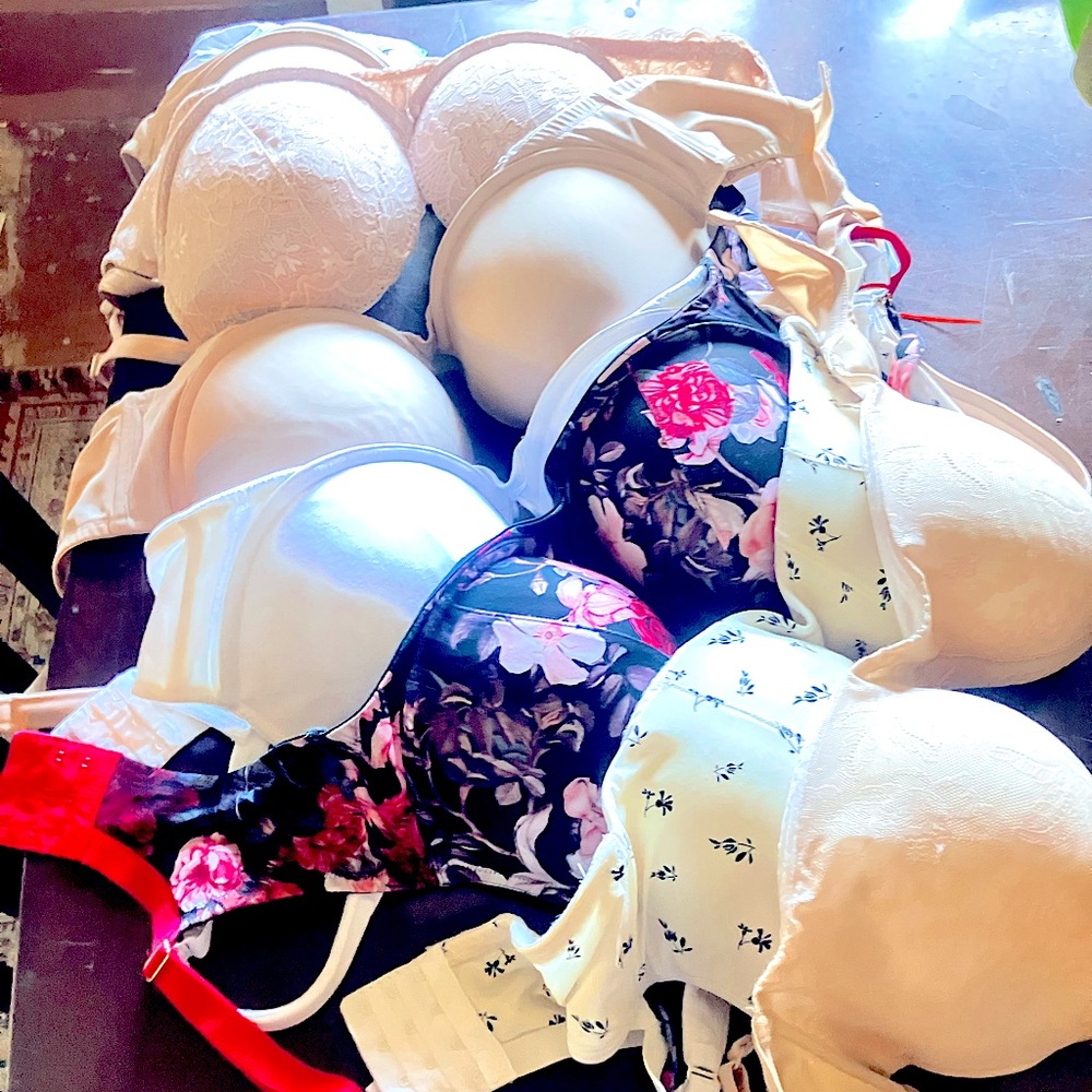 A group of size 38DDD  full figured bras. 40 bucks apiece usually!!